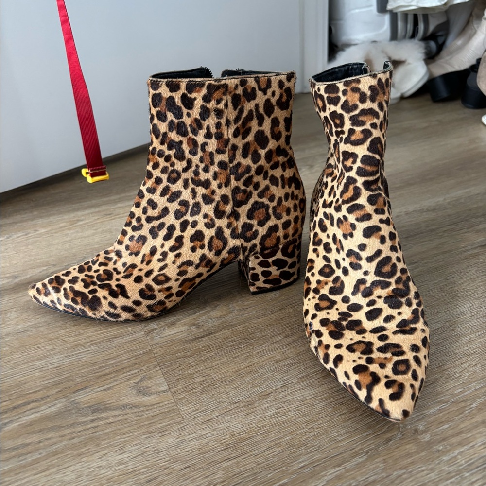 Dolce Vita Leopard Print Pointed Ankle Boots - Brown/Black